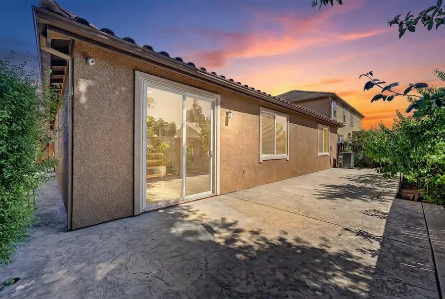 10092 Avocado Way, Elk Grove, CA 95757 - #3