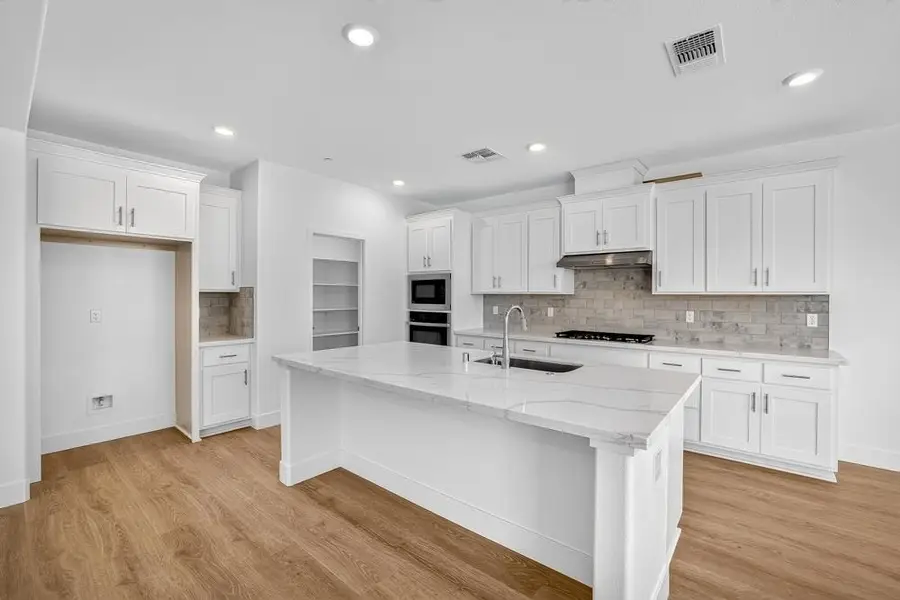 10276 Golden Sunray Drive, Elk Grove, CA 95757 - #2