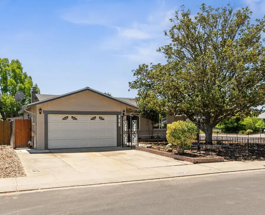 588 San Gabriel Court, Manteca, CA 95336 - #3