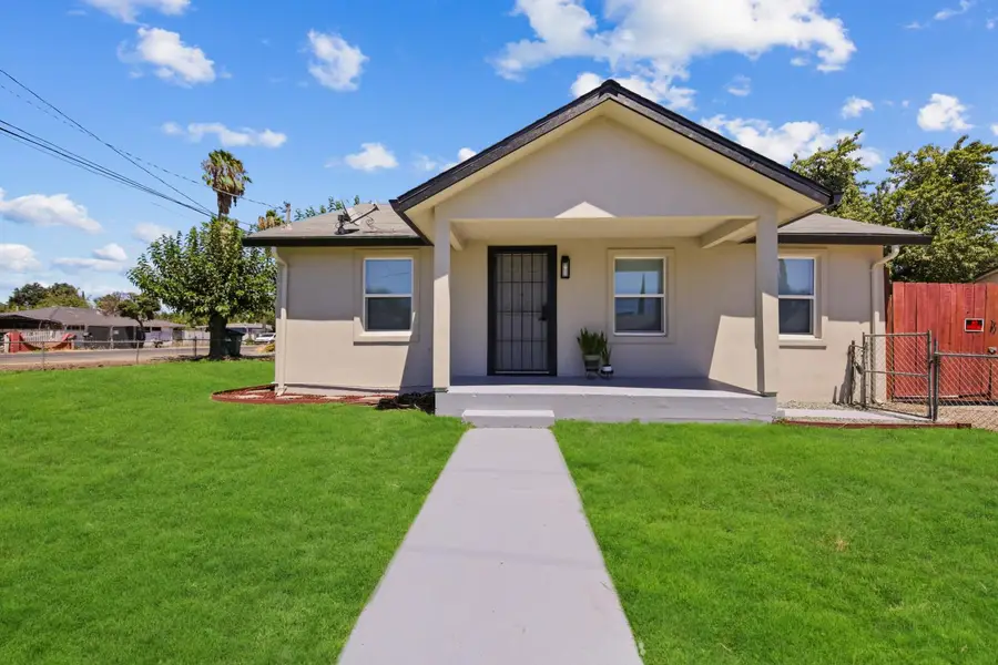 1368 N Newport Avenue, Stockton, CA 95205 - #2