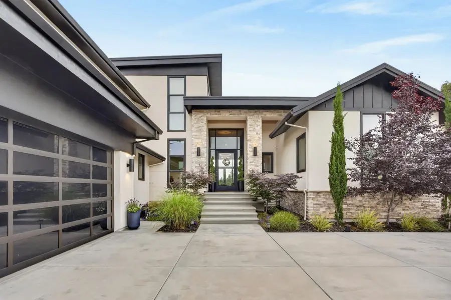 2056 Long View Drive, Meadow Vista, CA 95722 - #3