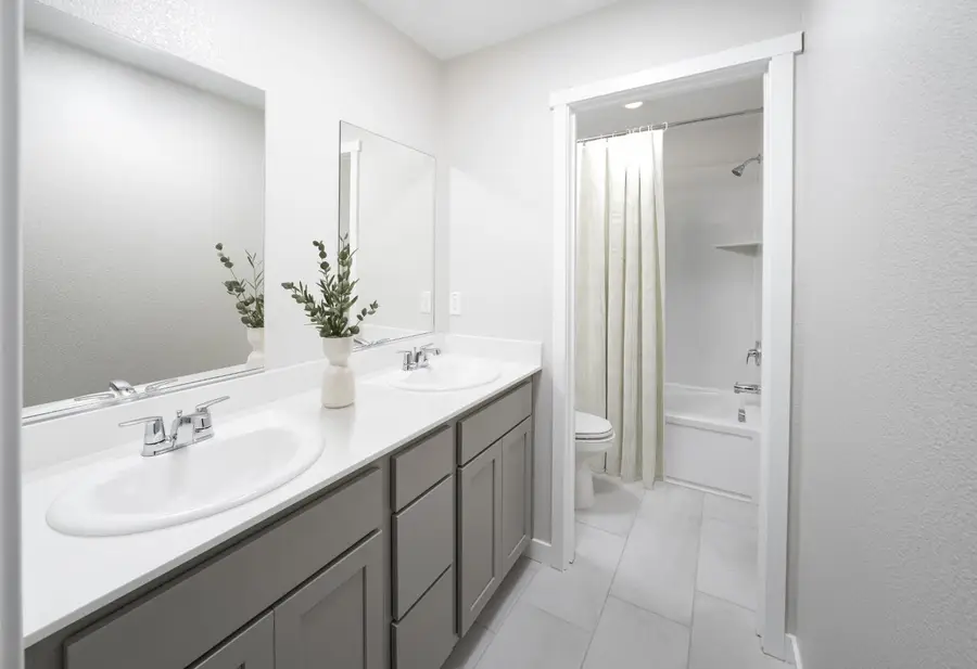 2020 Seraphina Street, Galt, CA 95632 - #2