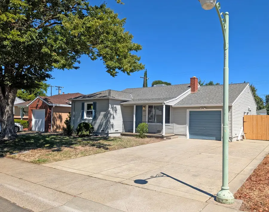 5561 39th Avenue, Sacramento, CA 95824 - #2