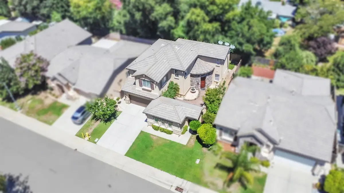 6009 Roswitha Court, Carmichael, CA 95608 - #1