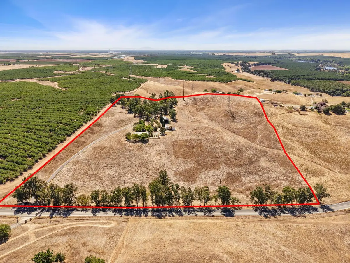 8251 N Waverly Road, Linden, CA 95236 - #1