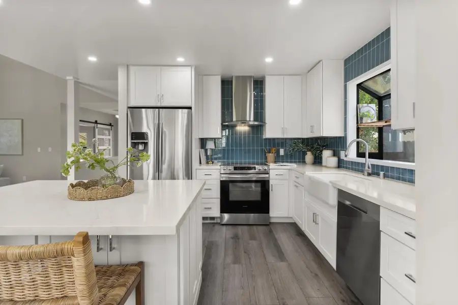 15 De Laveaga Court, Sacramento, CA 95831 - #2