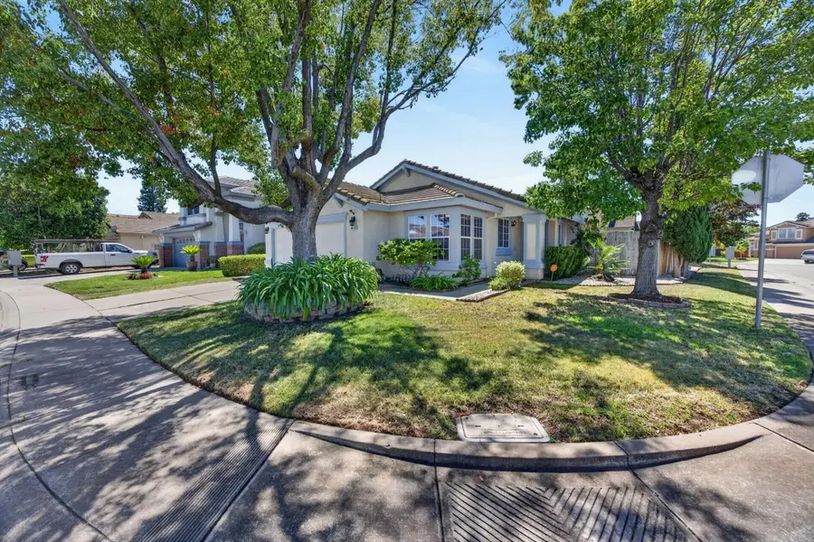 8410 Patmon Drive, Elk Grove, CA 95624 - #2