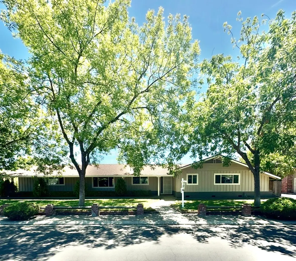 404 Robin Hood, Modesto, CA 95350 - #1