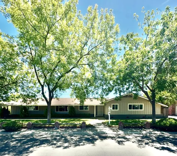 404 Robin Hood, Modesto, CA 95350
