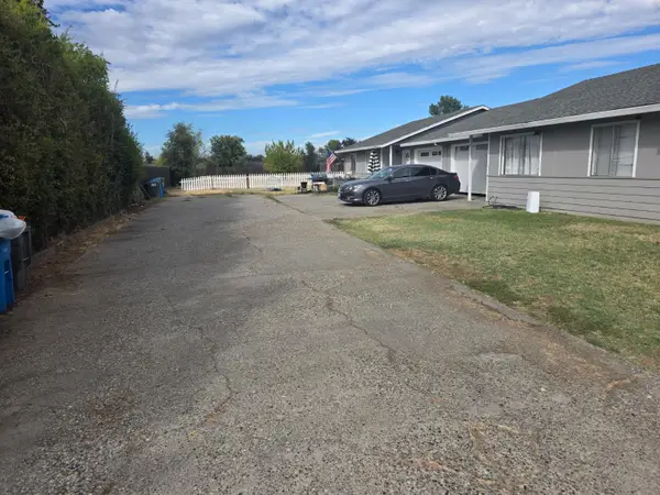 5585 Arboga Road, Linda, CA 95961