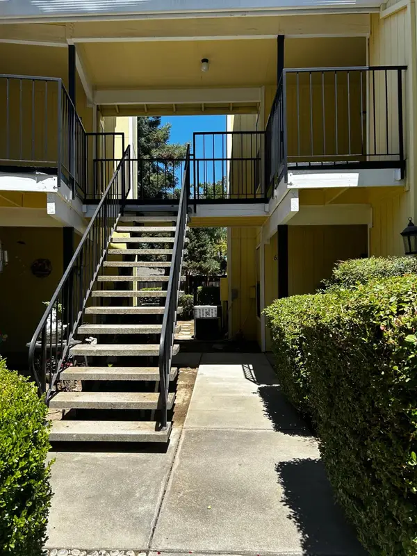 1311 W Century Boulevard #64, Lodi, CA 95242