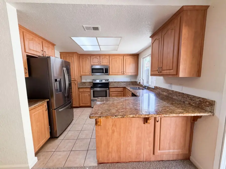 7431 Garden Gate Drive, Citrus Heights, CA 95621 - #2