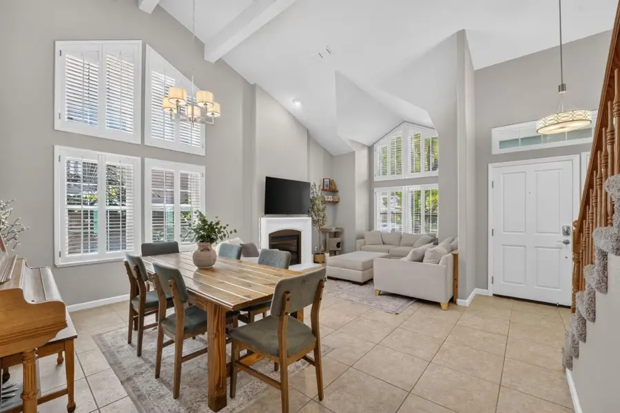 3032 Valasstrada Court, Carmichael, CA 95608 - #3