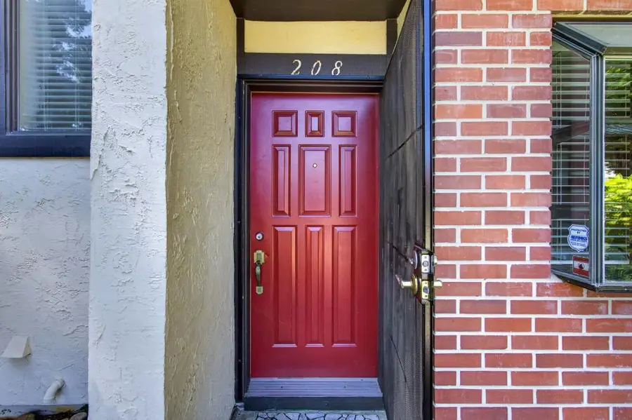 208 Wales Drive, Folsom, CA 95630 - #3
