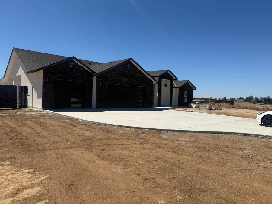 21250 Del Monte Road, Madera, CA 93638 - #2