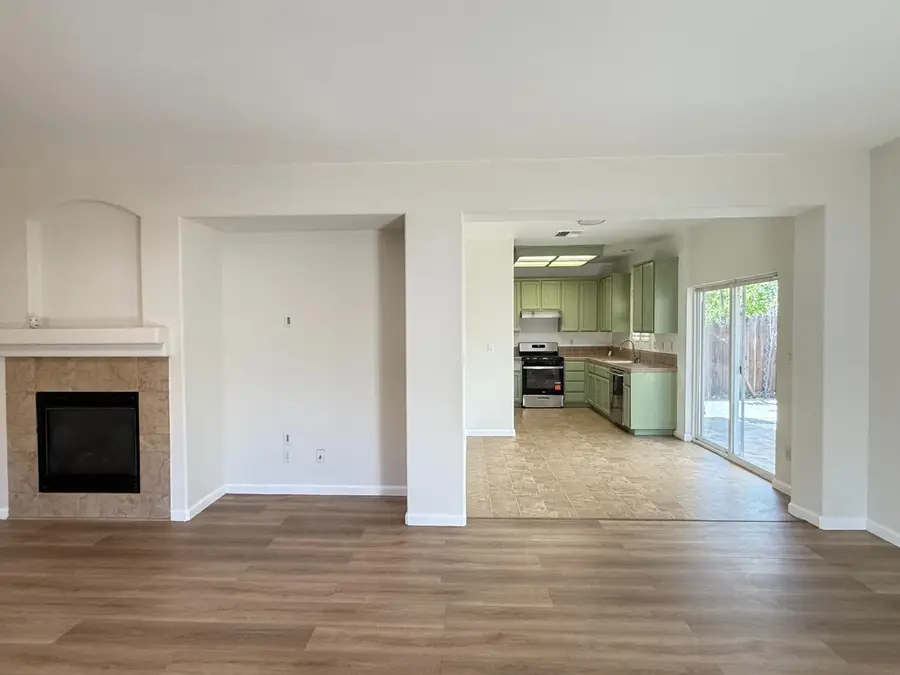 2043 Paul Courter Way, Sacramento, CA 95835 - #3