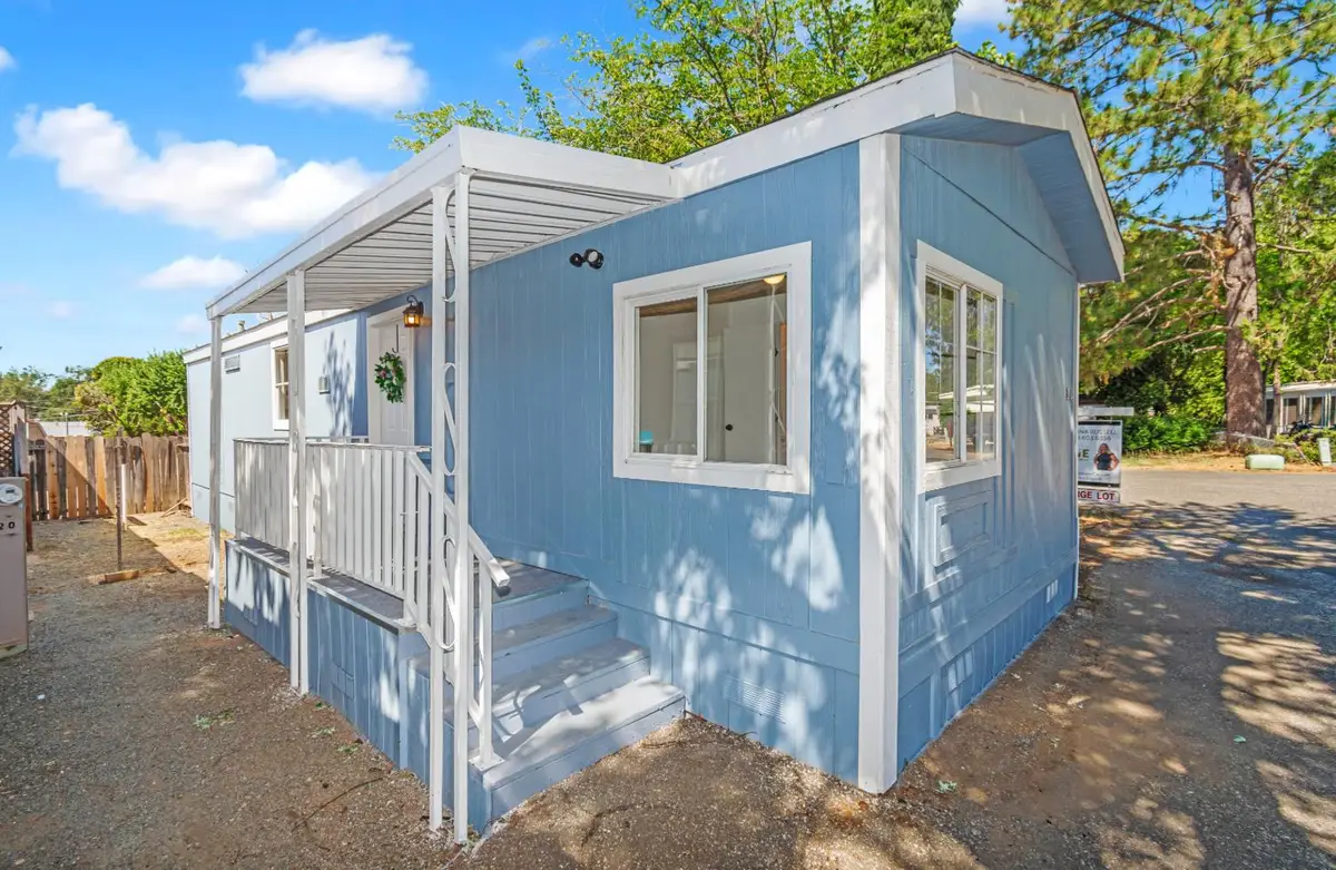 122 Lark Street, Penn Valley, CA 95946 - #1