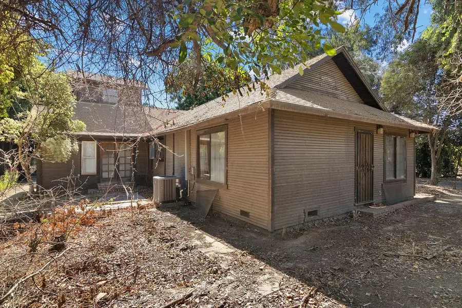 236 N Missouri Avenue, Waterford, CA 95386 - #2