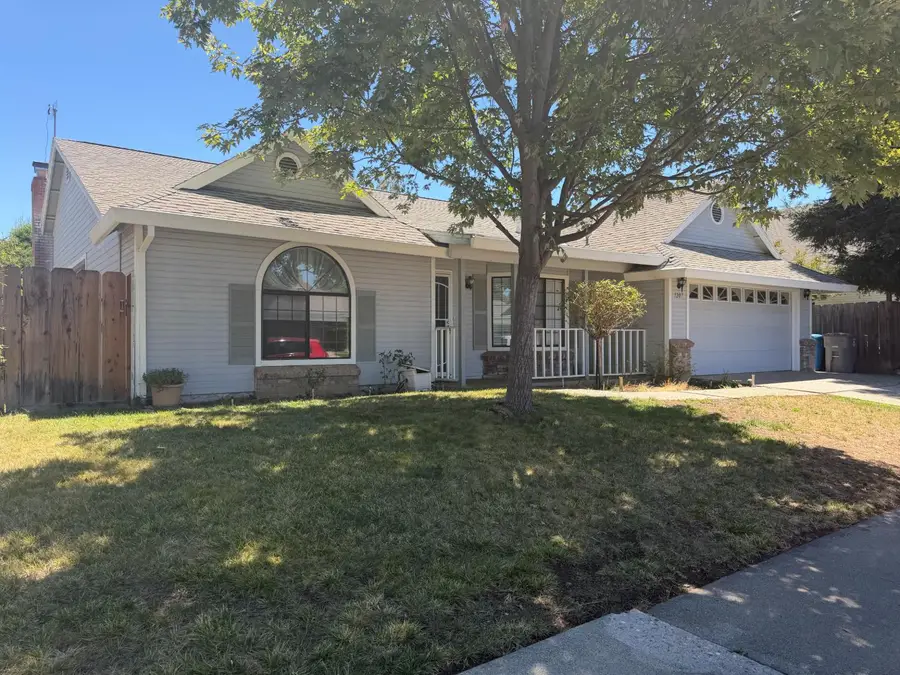 1207 Willow Creek Drive, Yuba City, CA 95991 - #2