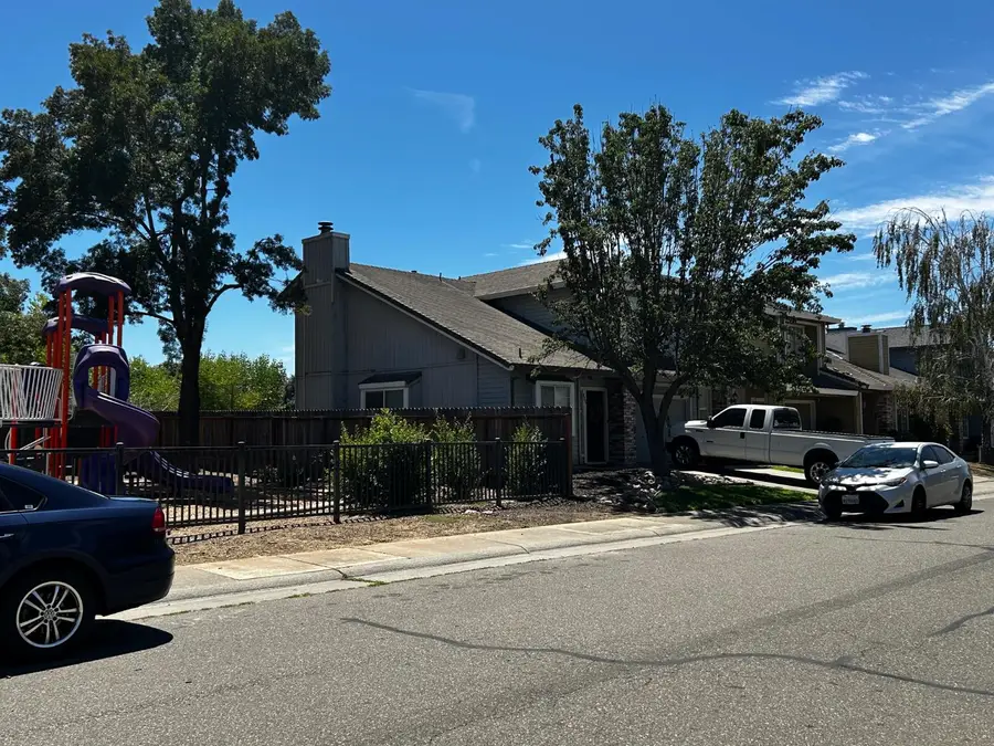828 Lyonia Drive, Galt, CA 95632 - #2
