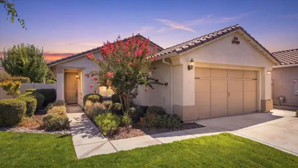 1424 Carriage House Street, Manteca, CA 95336