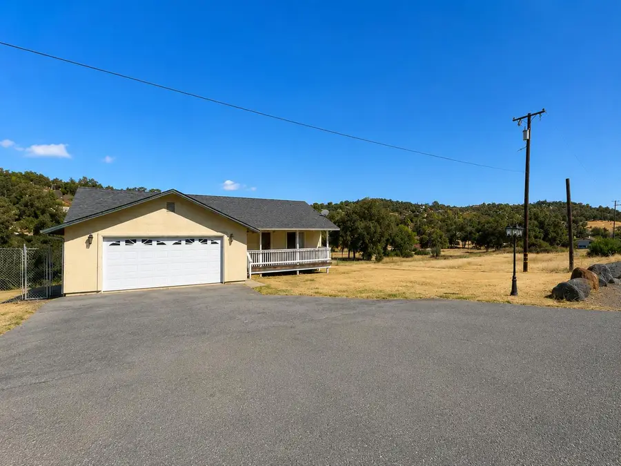 2433 S Highway 26, Valley Springs, CA 95252 - #2