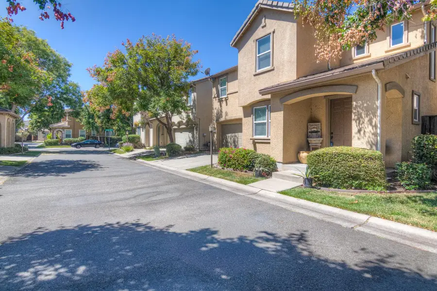 9 Haddock Place, Sacramento, CA 95835 - #3