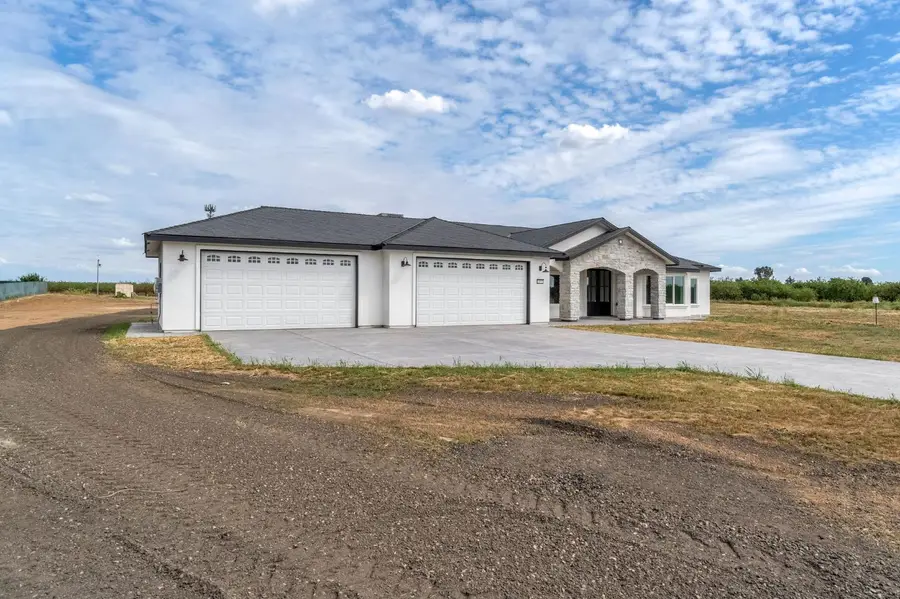 36328 Highway 145, Madera, CA 93636 - #2