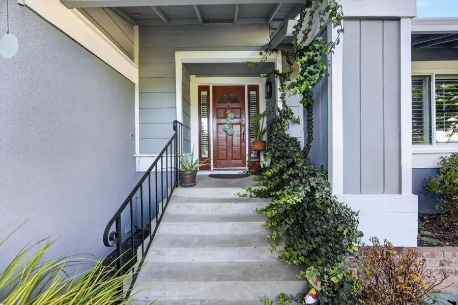 10036 Vanguard Drive, Sacramento, CA 95827 - #2