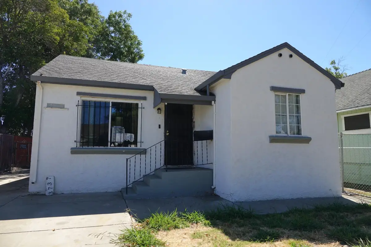 3737 32nd Street, Sacramento, CA 95820 - #1