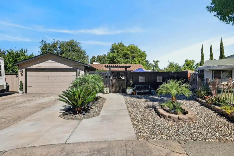 6913 Speckle Way, Sacramento, CA 95842 - #2