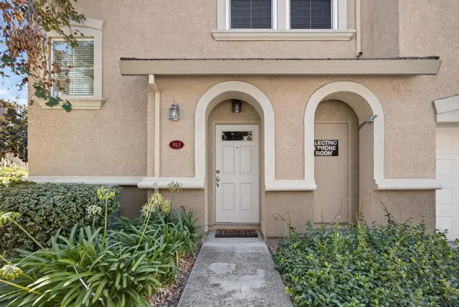 5350 Dunlay Drive #913, Sacramento, CA 95835 - #2