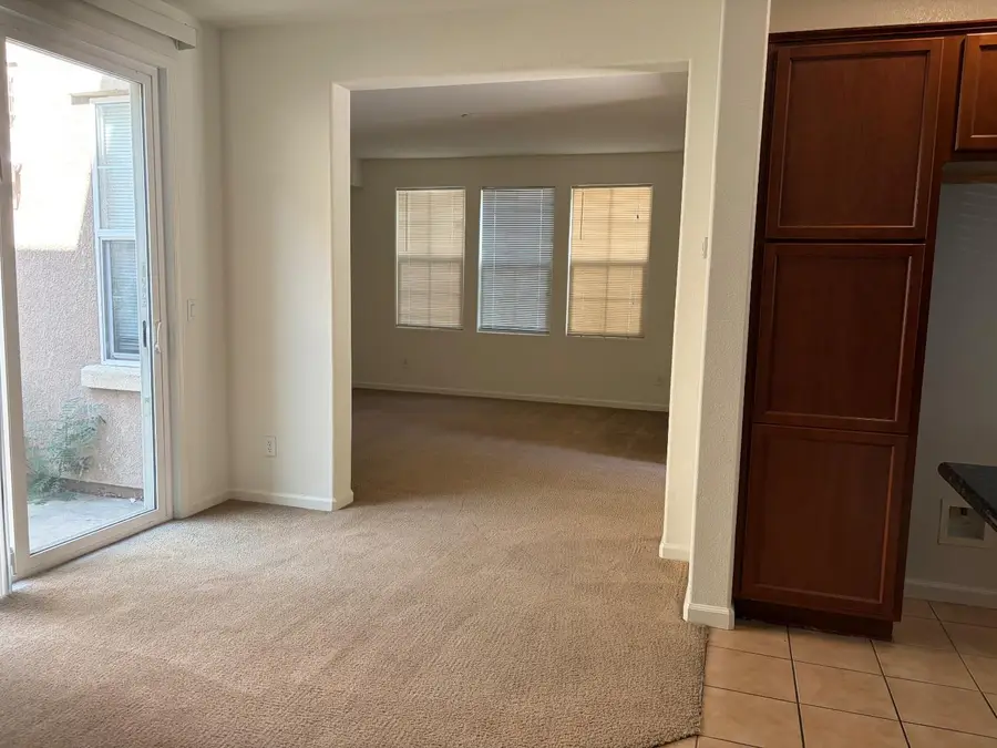 660 Wapello Circle, Sacramento, CA 95835 - #3