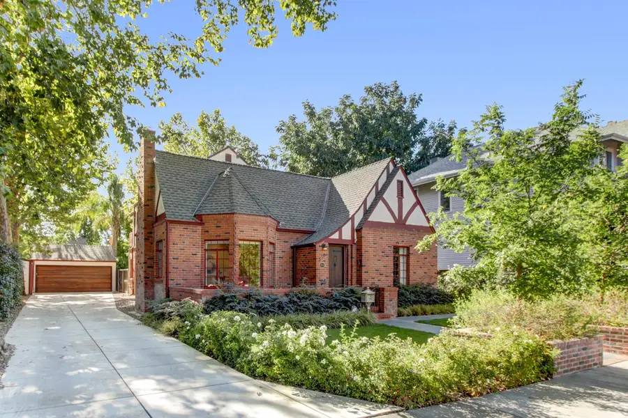 550 Walnut Street, Woodland, CA 95695 - #2