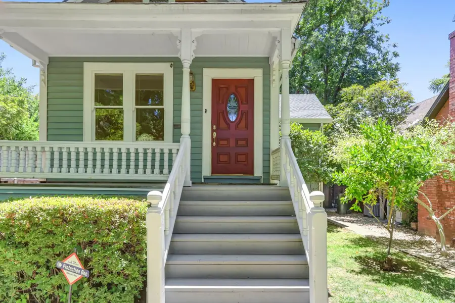 3158 C Street, Sacramento, CA 95816 - #3