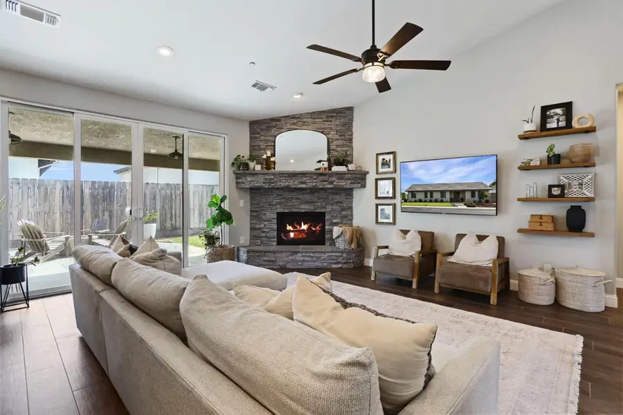 583 Pestana Avenue, Manteca, CA 95336 - #2