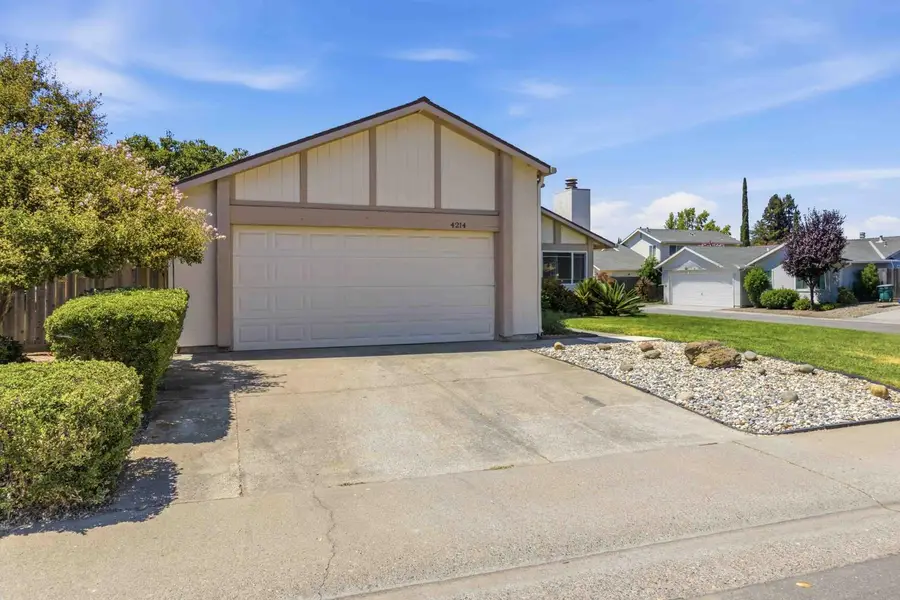4214 Thornhill Drive, Sacramento, CA 95826 - #2