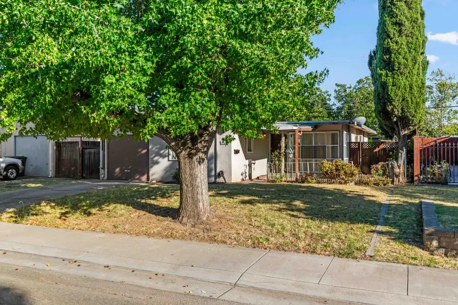 1960 La Jolla Drive, Stockton, CA 95204 - #3