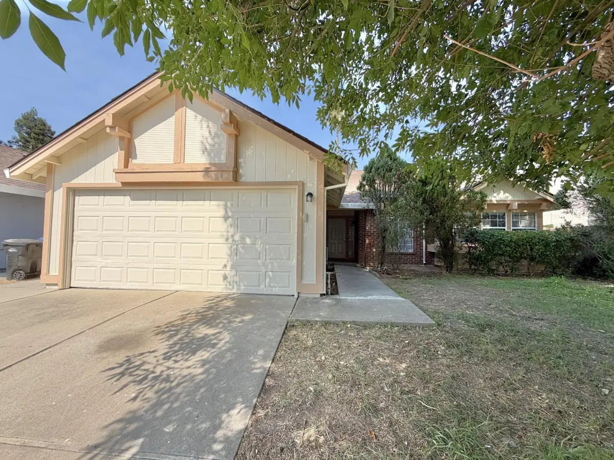 8561 Vintage Park Drive, Sacramento, CA 95828 - #1