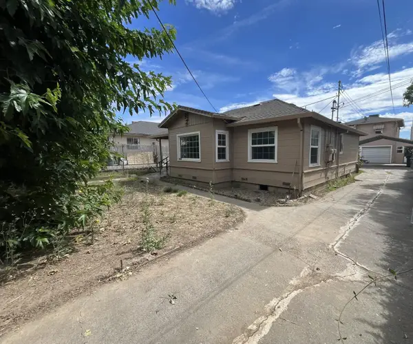 2332 Green St, Sacramento, CA 95815