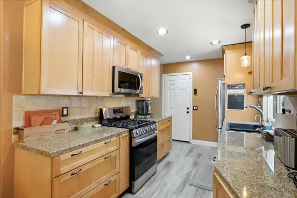 5949 Rich Hill Drive, Orangevale, CA 95662