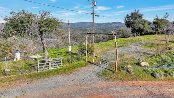 10263 Ham Luddy Road, Mountain Ranch, CA 95246
