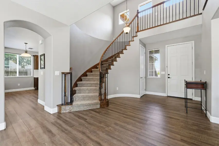 5423 Mclean Drive, Elk Grove, CA 95757 - #2