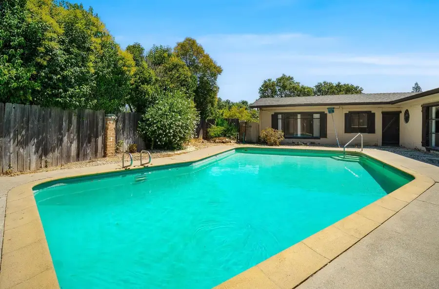 5212 Cypress Avenue, Carmichael, CA 95608 - #2