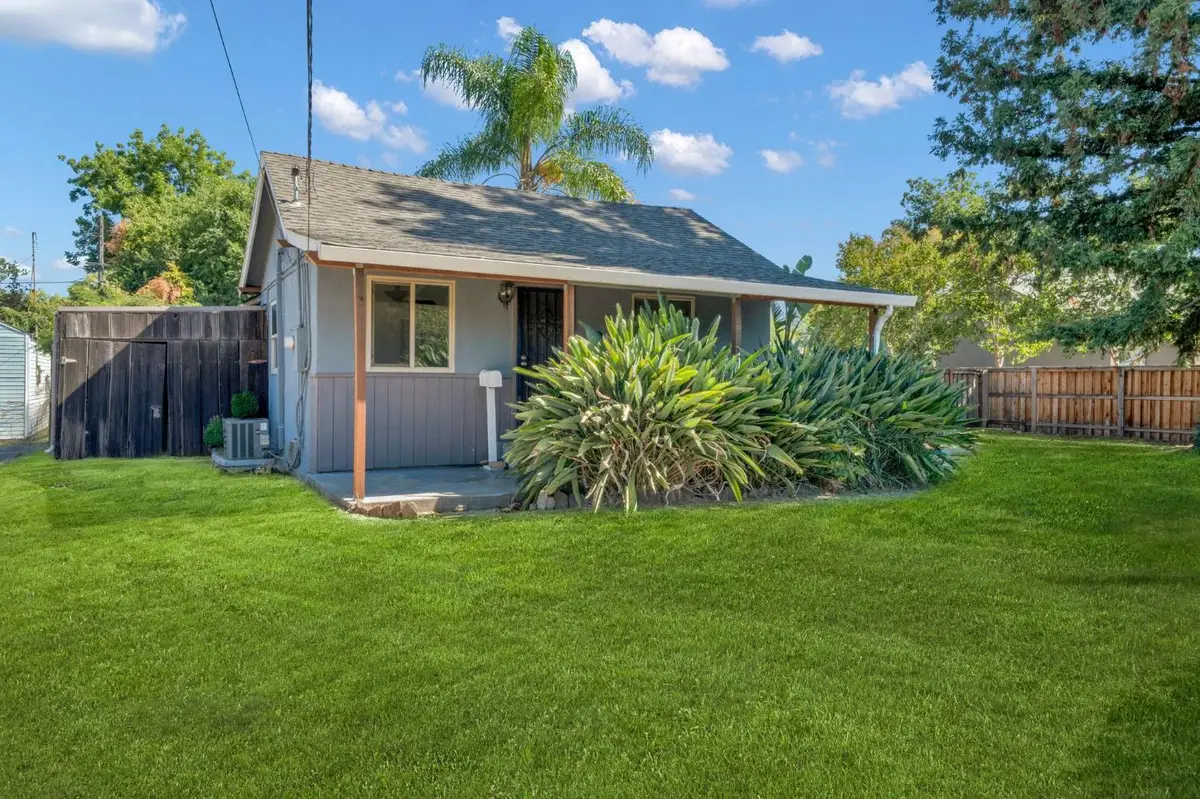 6001 Broadway, Sacramento, CA 95820 - #1
