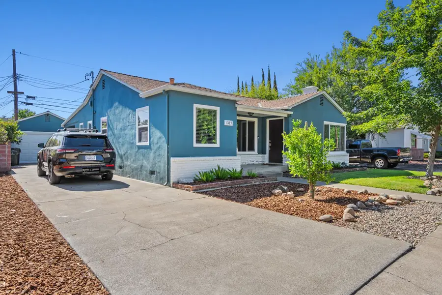 1317 51st Street, Sacramento, CA 95819 - #3