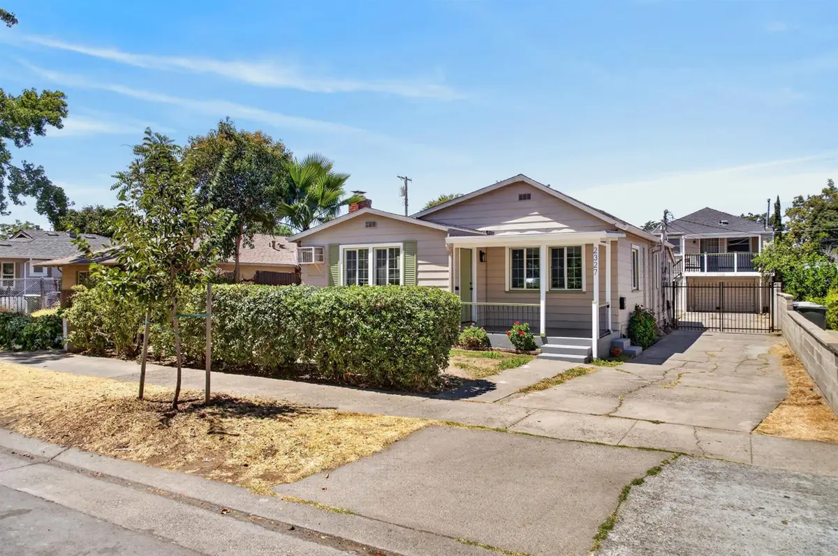 2327 Beaumont Street, Sacramento, CA 95815 - #1