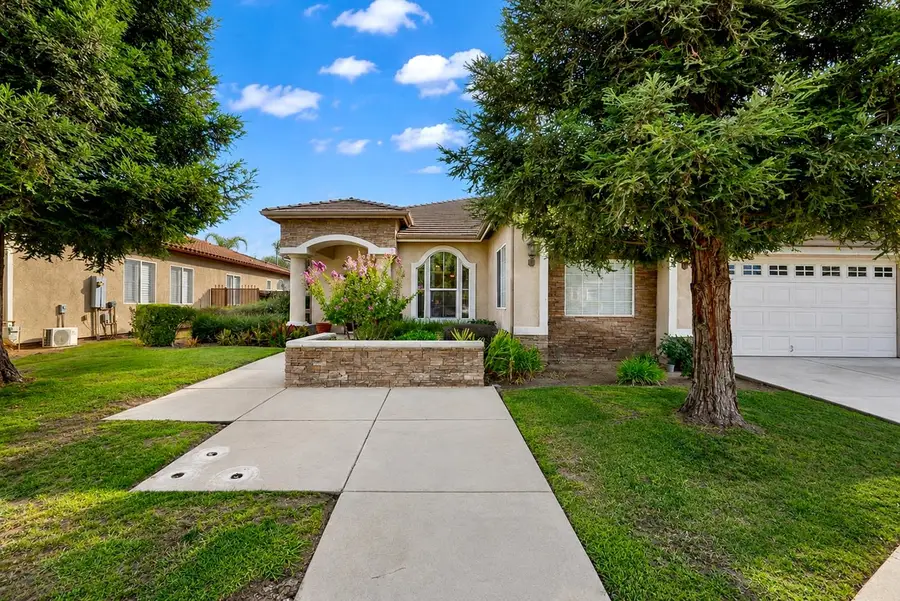 9514 N Larkspur Avenue, Fresno, CA 93720 - #3