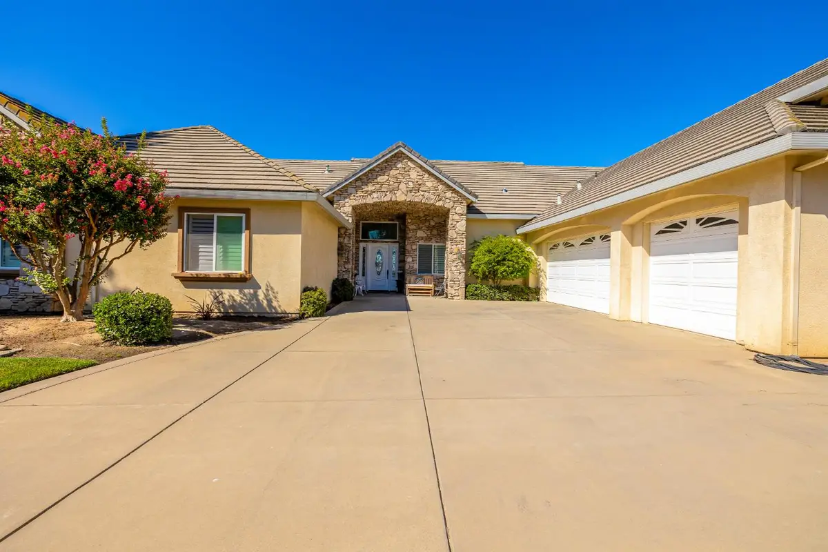16551 N Manor Lane, Lodi, CA 95240 - #1