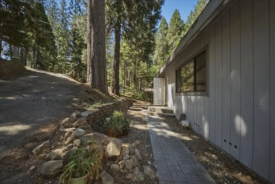 4976 Golden Street, Pollock Pines, CA 95726 - #2